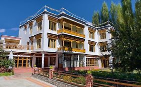 Rock Castle Residency